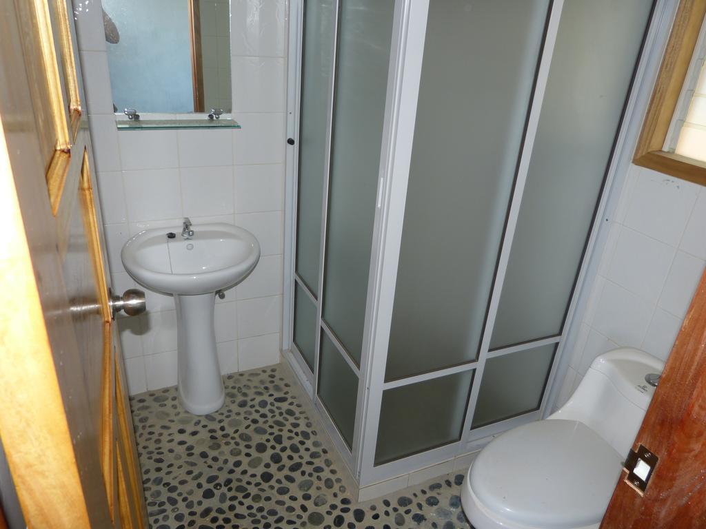 Blue Seastar Cottages Agpudlos Bilik gambar